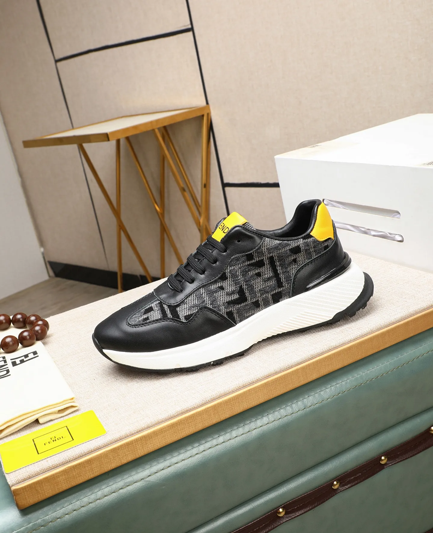 Men's shoes 💰460🕷🕷[FENDI] Fendi fashionable casual men's shoes 🇨🇳Original official website 1:1 model opening, new models are available first 💯Not high-profile but avant-garde, simple About low-key and fashionable, super versatile style 🌿 Made of original cowhide ➕ Pigskin lining 🎋 The version is comfortable on the feet, so rigorous for any small place, and the workmanship is first-class 🍍38-44 Large quantities in stock